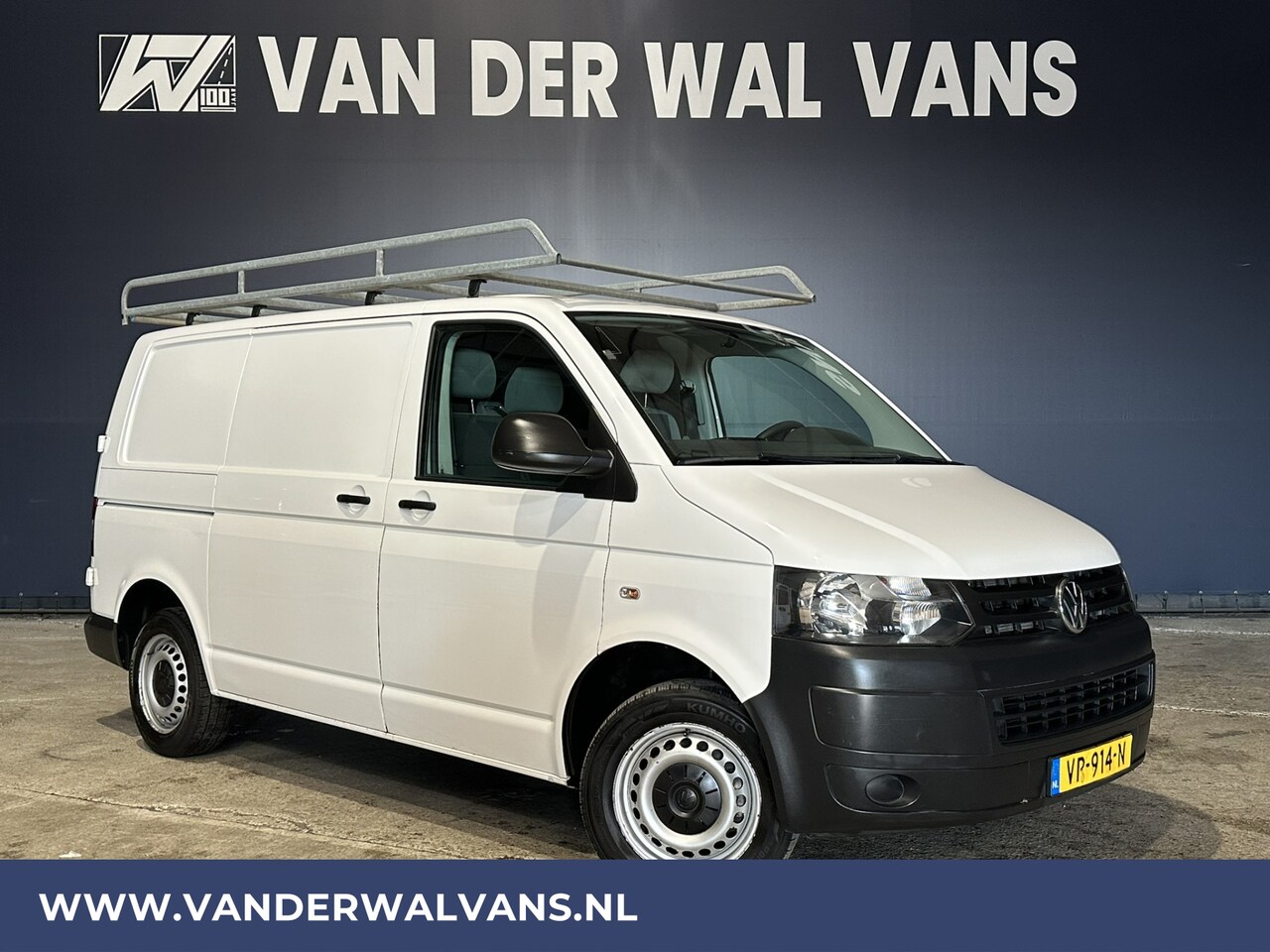 Volkswagen Transporter - 2.0 TDI L1H1 Airco | Imperiaal | Apple Carplay | Android Auto | Trekhaak Bijrijdersbank - AutoWereld.nl