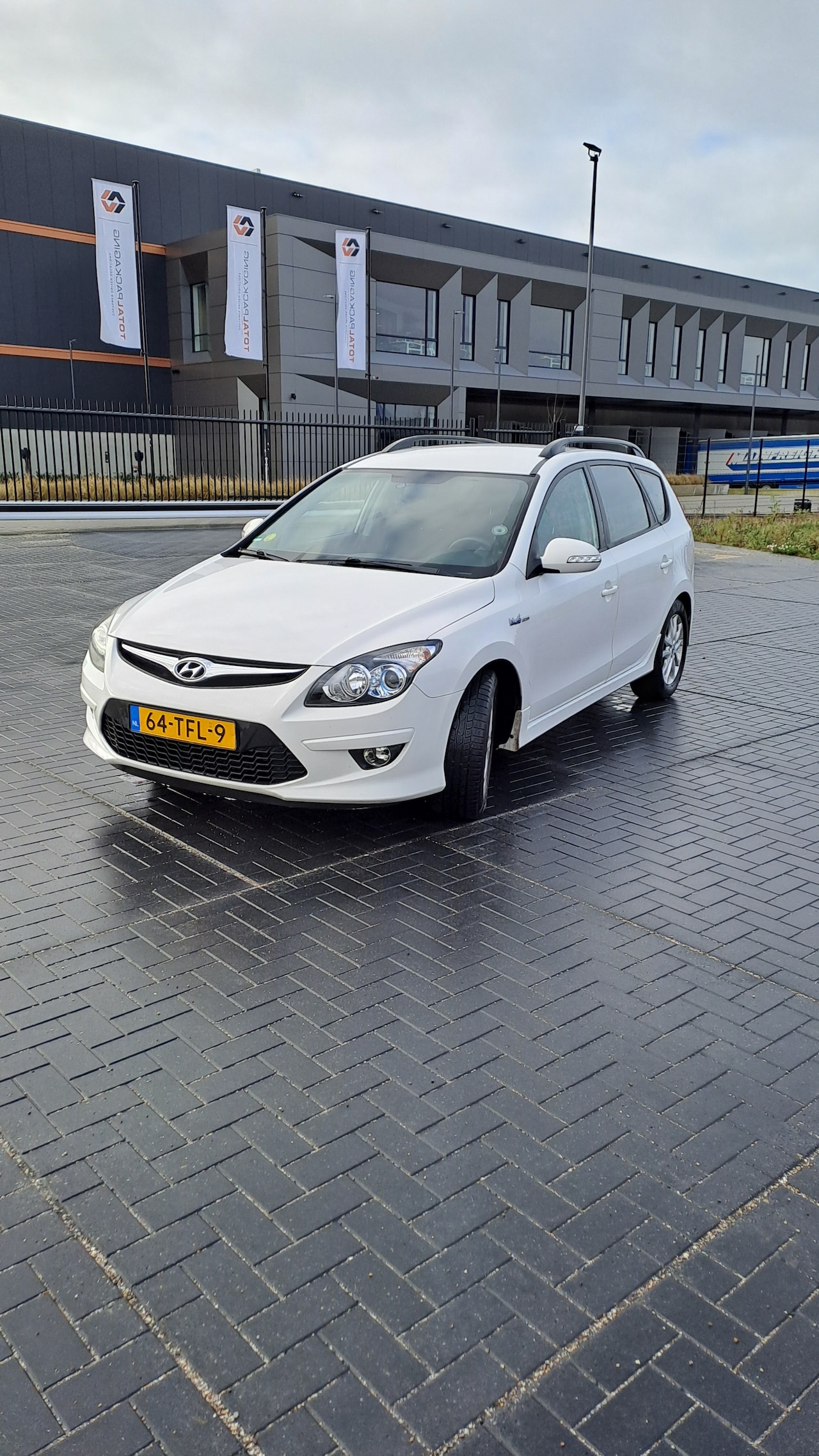 Hyundai i30 CW - 1.6 CRDi i-Motion ijskoude Airco - AutoWereld.nl