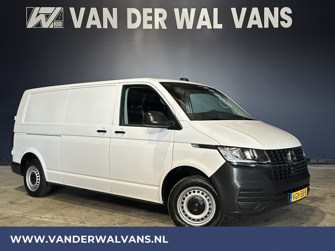 Volkswagen Transporter - 2.0 TDI **BPM VRIJ voor de Ondernemer** L2H1 Euro6 Airco | Navigatie | Lederen bekleding A - AutoWereld.nl