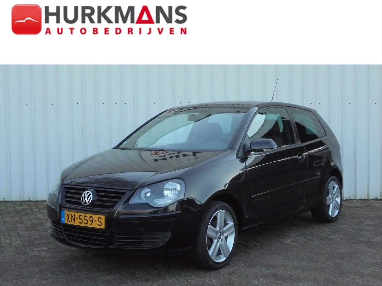 Volkswagen Polo - 1.2 70PK 3DRS BLACK EDITION AIRCO 141.303 KM - AutoWereld.nl