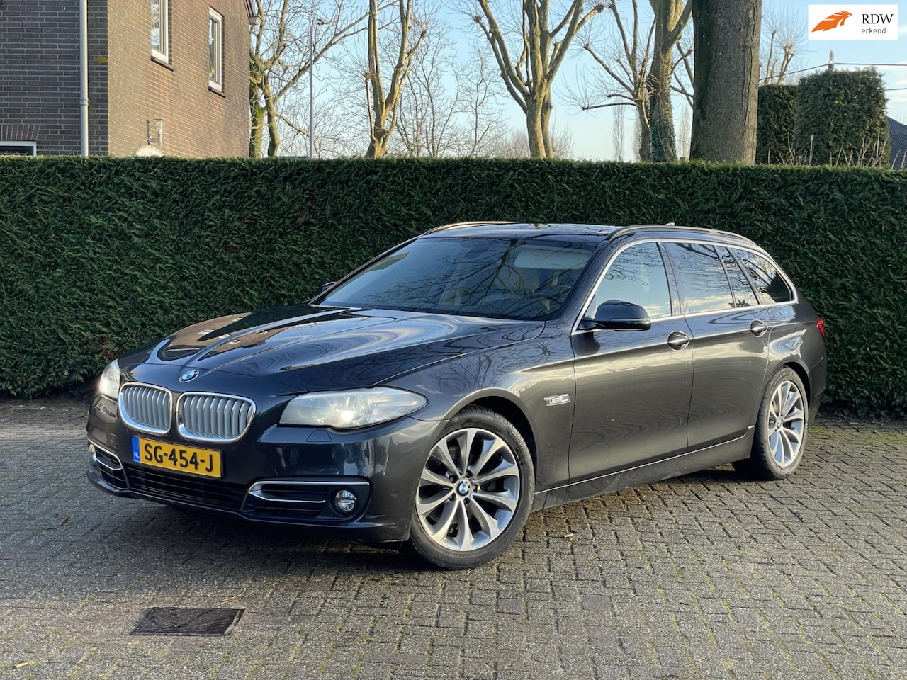 BMW 5-serie Touring - 520d Executive|DigitalDash|Navi|Leer| - AutoWereld.nl