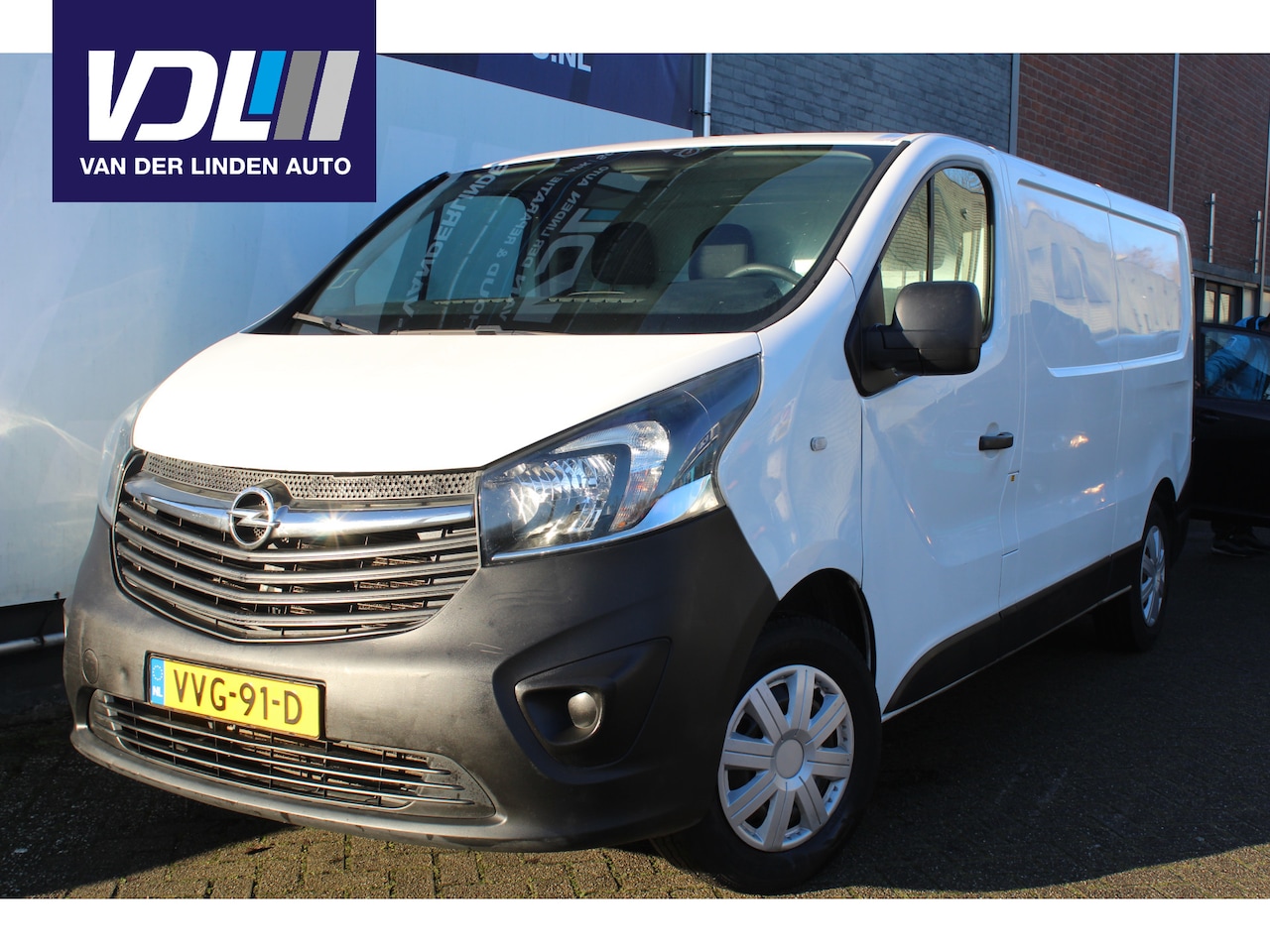 Opel Vivaro - 1.6 CDTI L2H1 Edition L2H1  Cruise controle l Airco | Parkeersensoren | Bluetooth - AutoWereld.nl