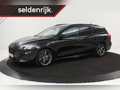 Ford Focus - 1.0 EcoBoost ST Line | Trekhaak | Carplay | Full LED | Navigatie | Cruise control | PDC |