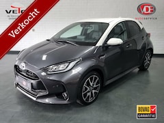 Toyota Yaris - 1.5 Hybrid Executive Bi-Tone / PDC / BSM / HUD