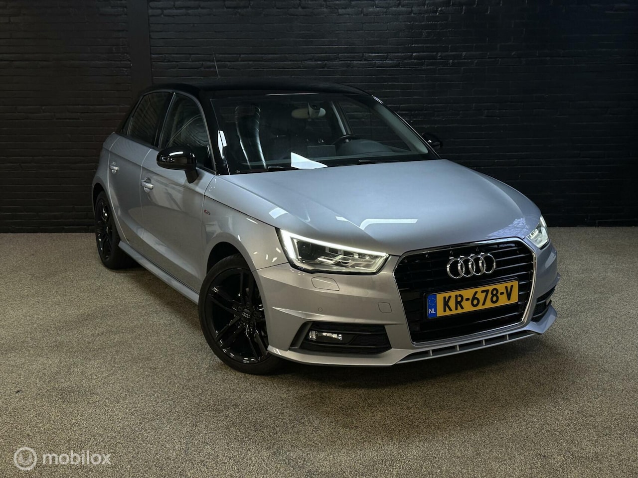 Audi A1 Sportback - 1.0 TFSI Adrenaline S-Line Aut Leder Navi - AutoWereld.nl