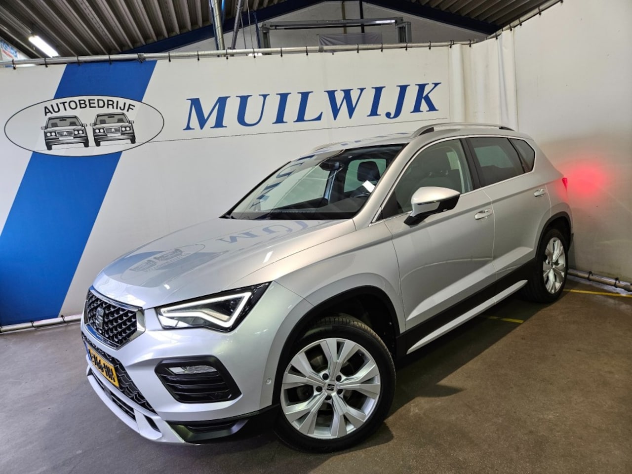 Seat Ateca - 1.5 TSI Xperience Business Intense Automaat / Trekhaak / 360 Cam - AutoWereld.nl