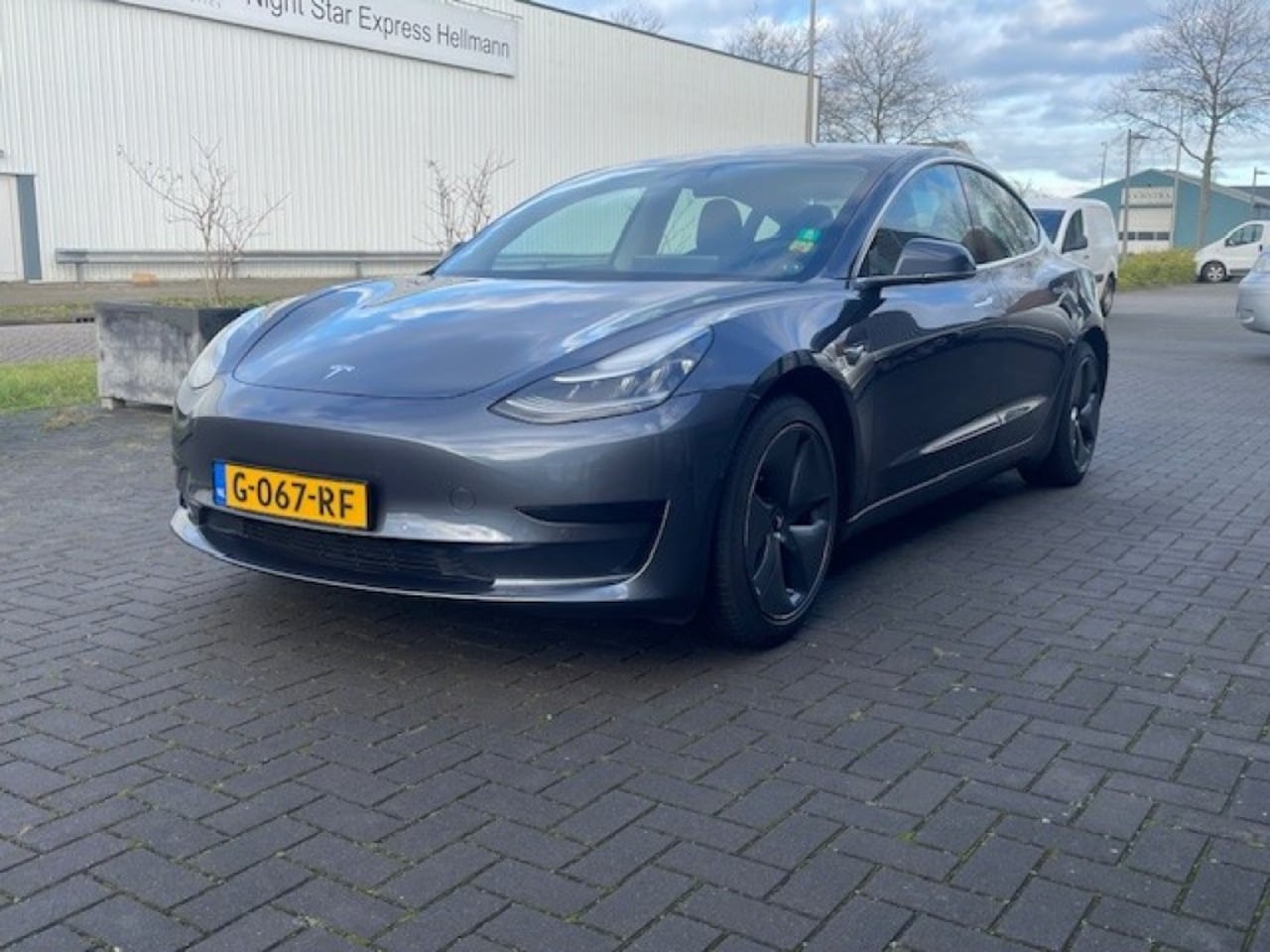 Tesla Model 3 - Standard Range Plus 60 kWh - AutoWereld.nl