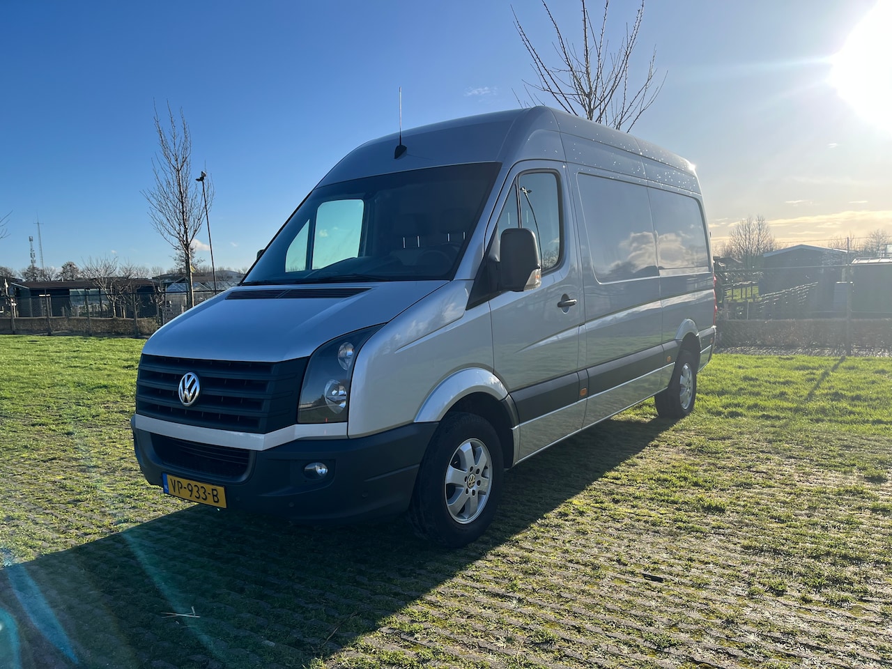 Volkswagen Crafter - 46 2.0 TDI L2H2 wordt afgeleverd met nieuwe apk - AutoWereld.nl