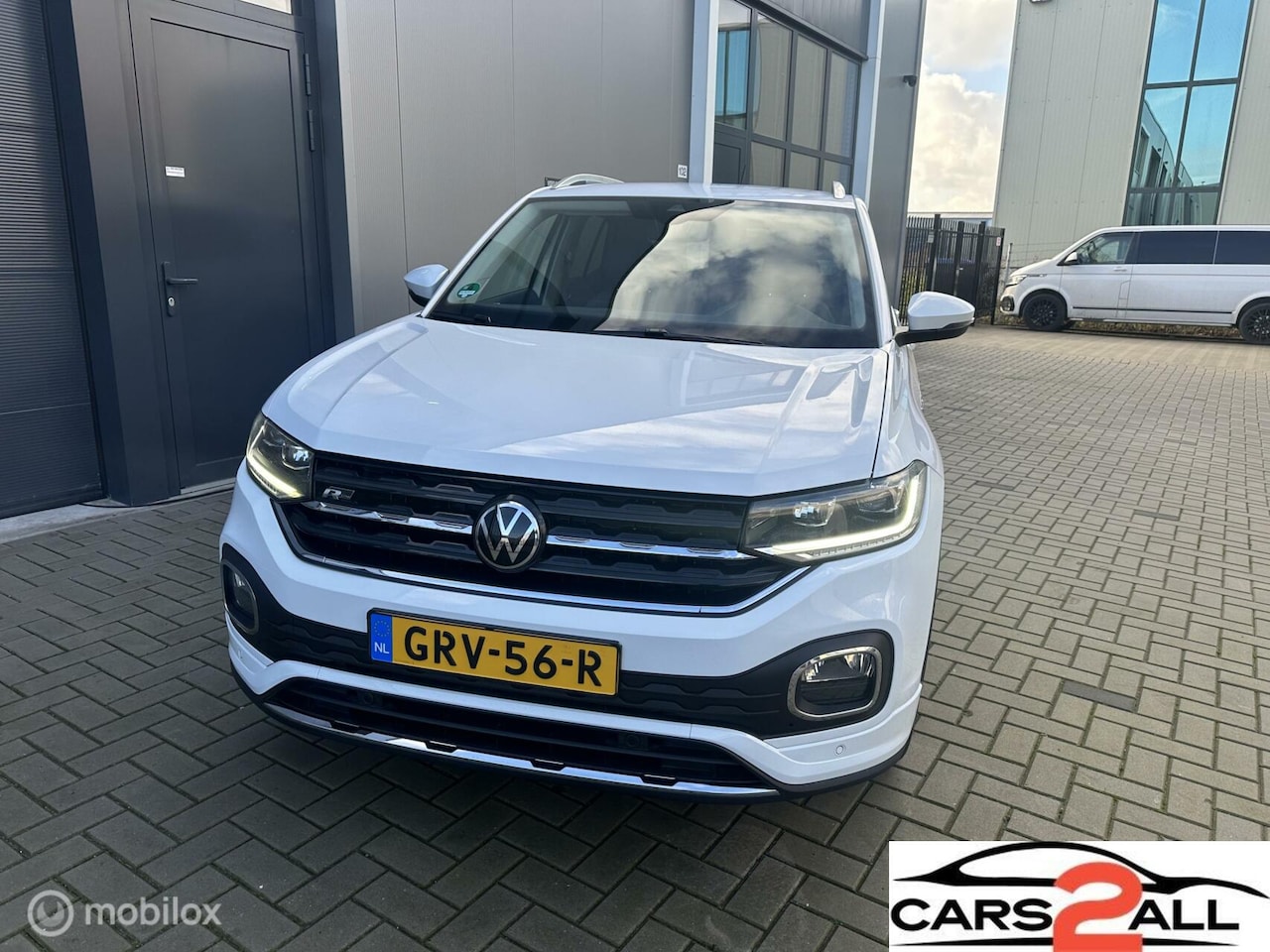 Volkswagen T-Cross - 1.5 TSI Style Business R-Line 2022 150PK. - AutoWereld.nl