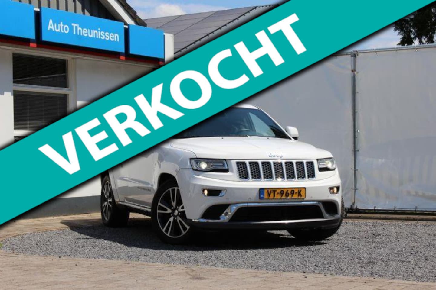 Jeep Grand Cherokee - 3.0 CRD V6 250pk A8 Overland Summit - AutoWereld.nl