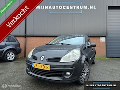 Renault Clio - 1.2-16V Collection / NAP / AIRCO / APK