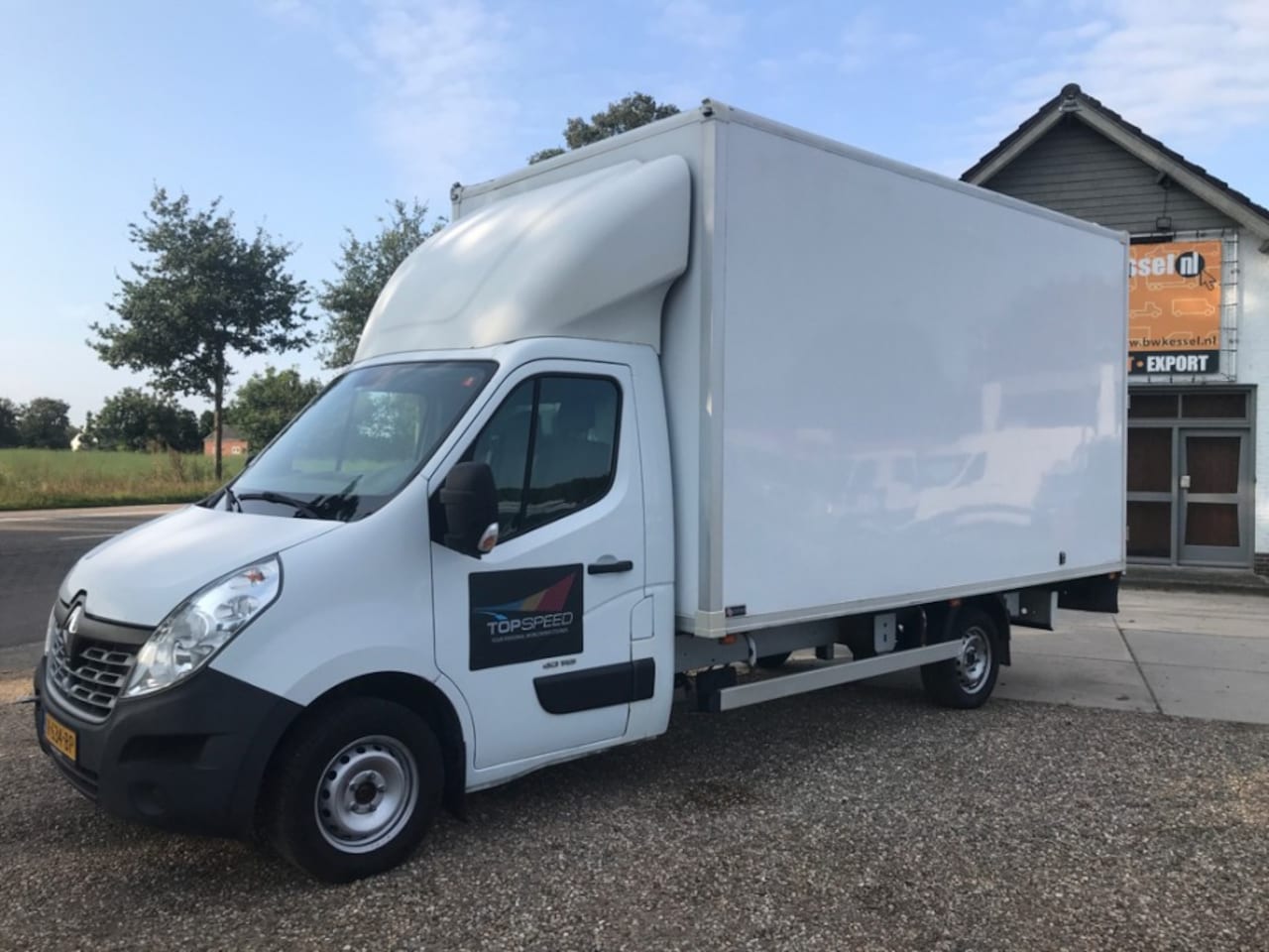 Renault Master - T35 2.3 dCi 145 Euro 6 MOTOR SCHADE KOFFER - AutoWereld.nl