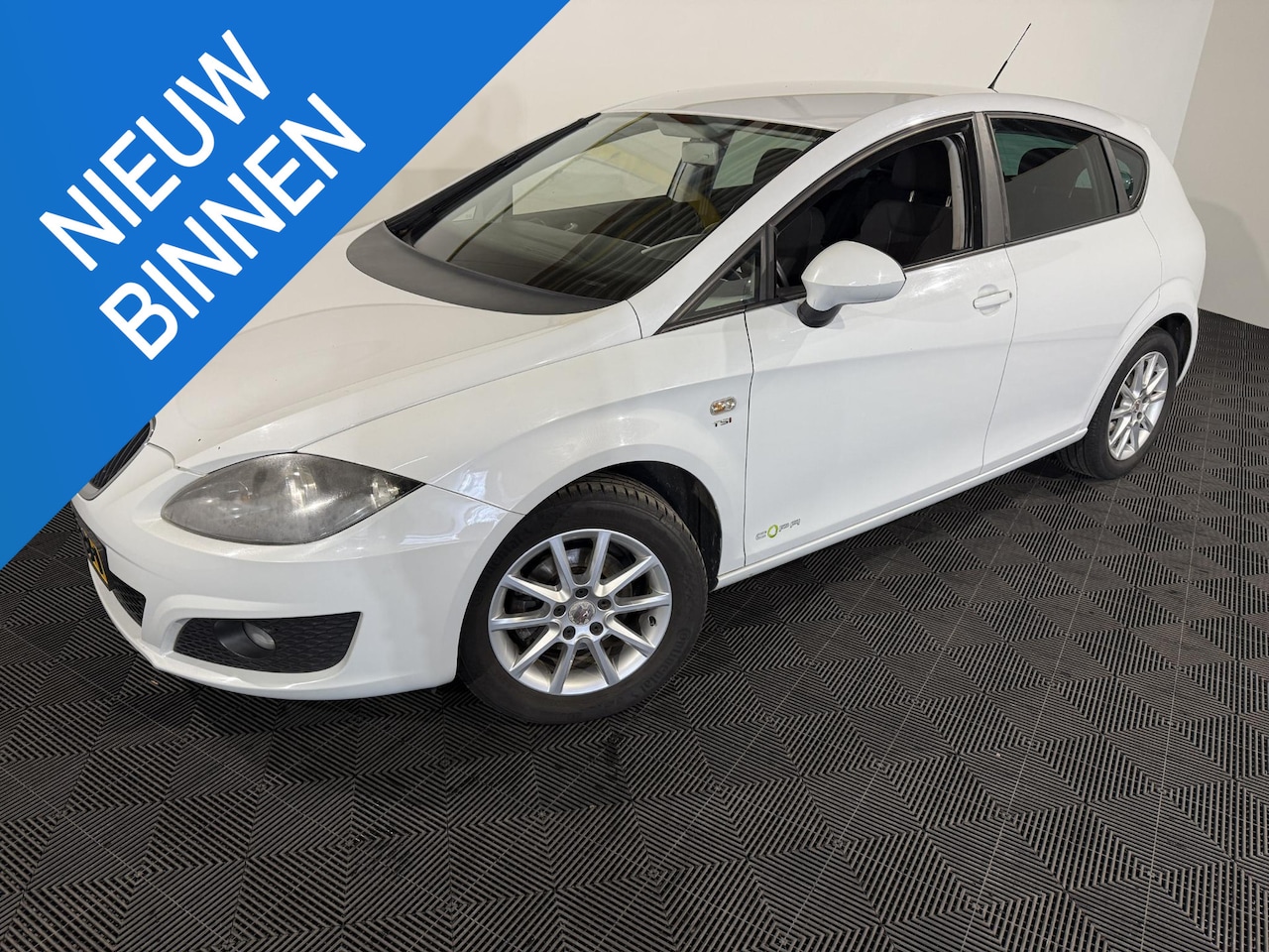 Seat Leon - 1.2 TSI Ecomotive Businessline COPA 1.2 TSI Ecomotive Businessline COPA - AutoWereld.nl