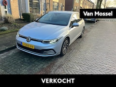 Volkswagen Golf - 1.0 TSI Life Business | Navigatie | Apple carplay | Stoelverwarming | Stuurverwarming | Pa