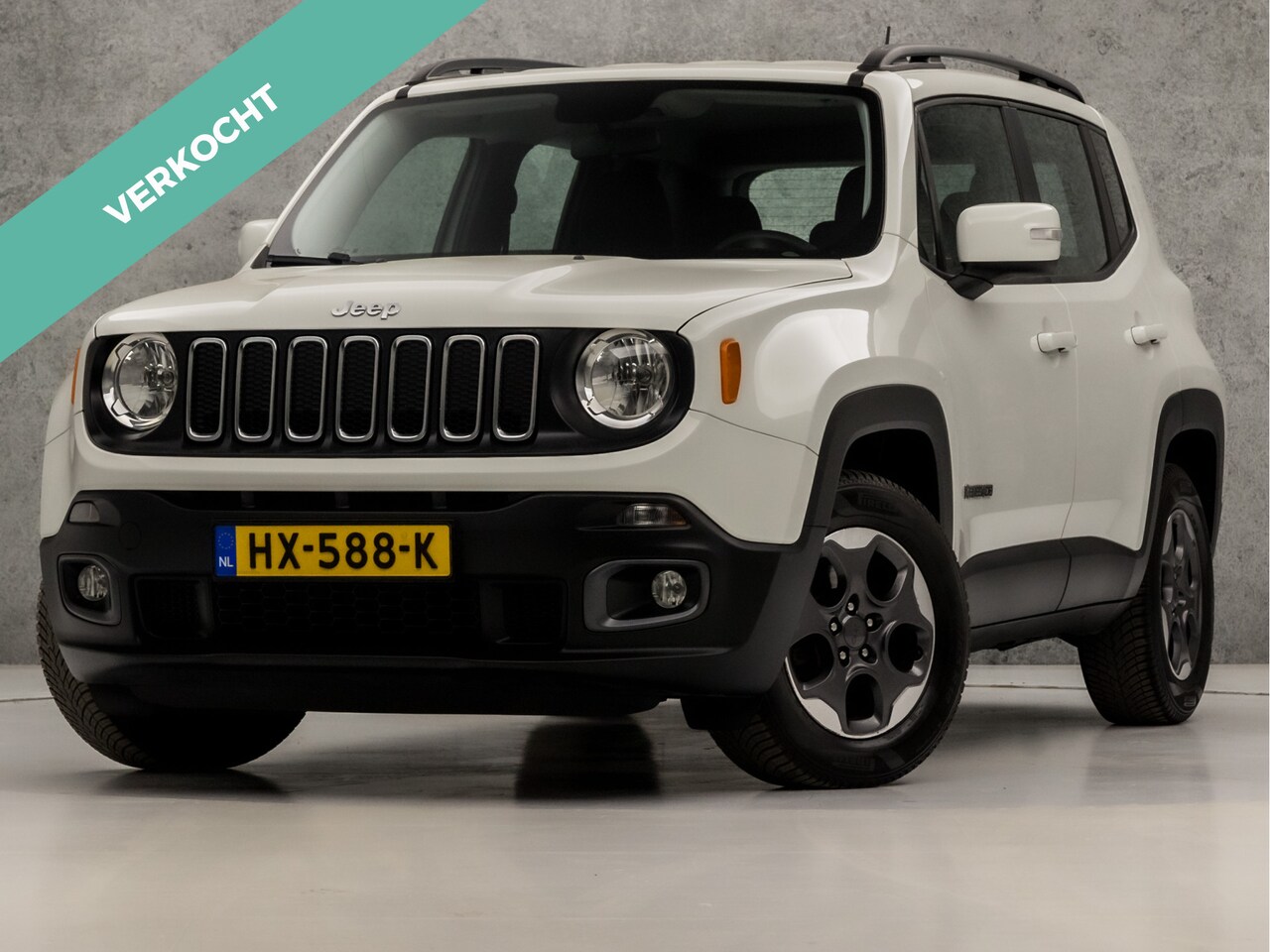 Jeep Renegade - 1.6 E-Torq Sport (SCHERM, BLUETOOTH, NIEUWE APK, SPORTSTOELEN, PARKEERSENSOREN, CRUISE, LM - AutoWereld.nl