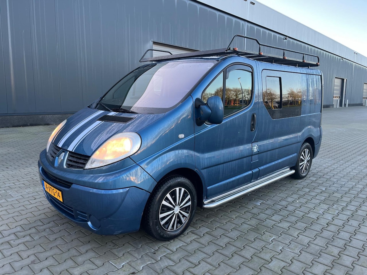 Renault Trafic - 2.0 dCi T27 L1H1 Dubbel Cabine - AutoWereld.nl