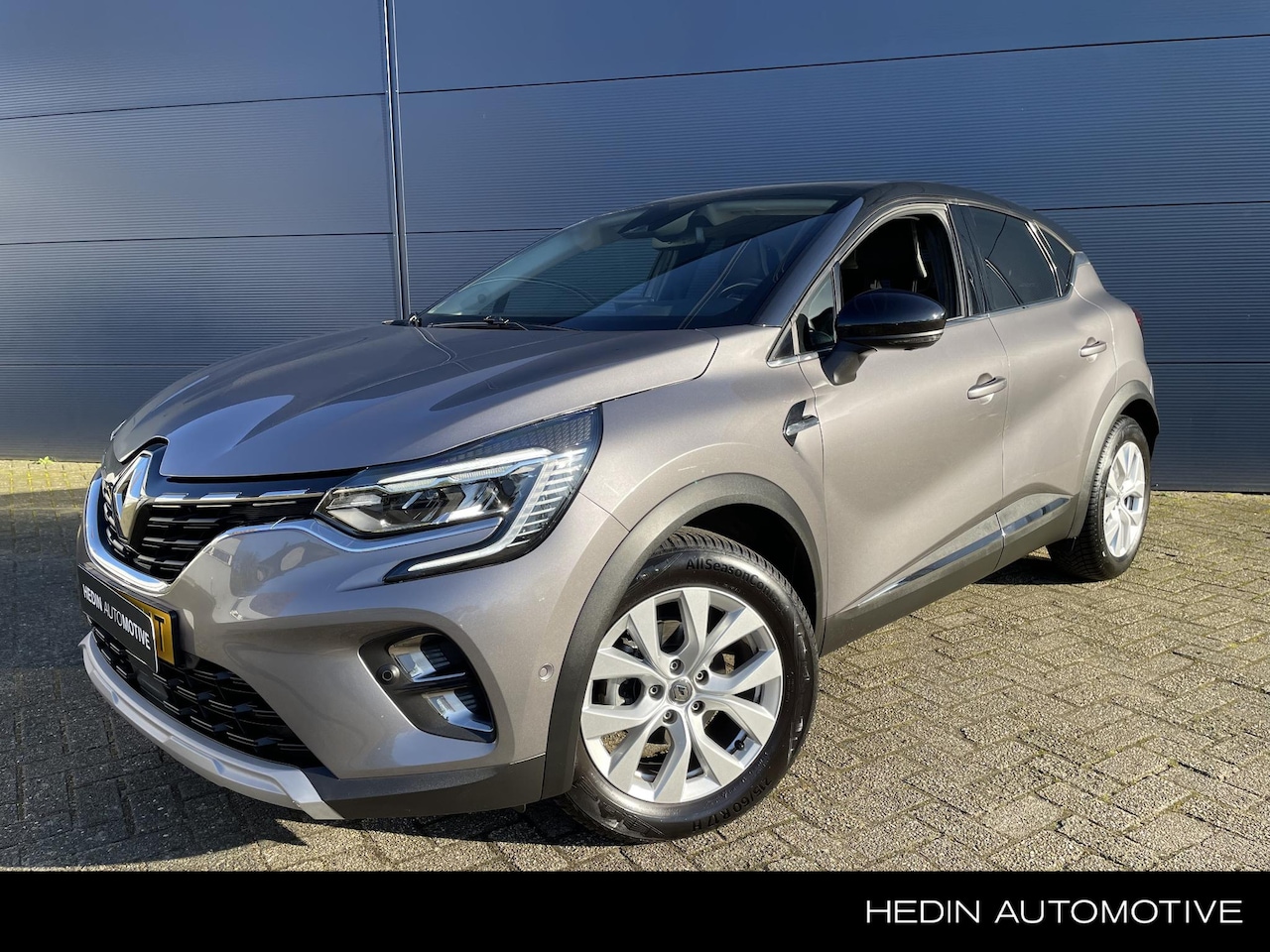 Renault Captur - 1.0 TCe 100 Intens , Full Map navi, All Seasonbanden, Trekhaak, Camera, Climate. - AutoWereld.nl