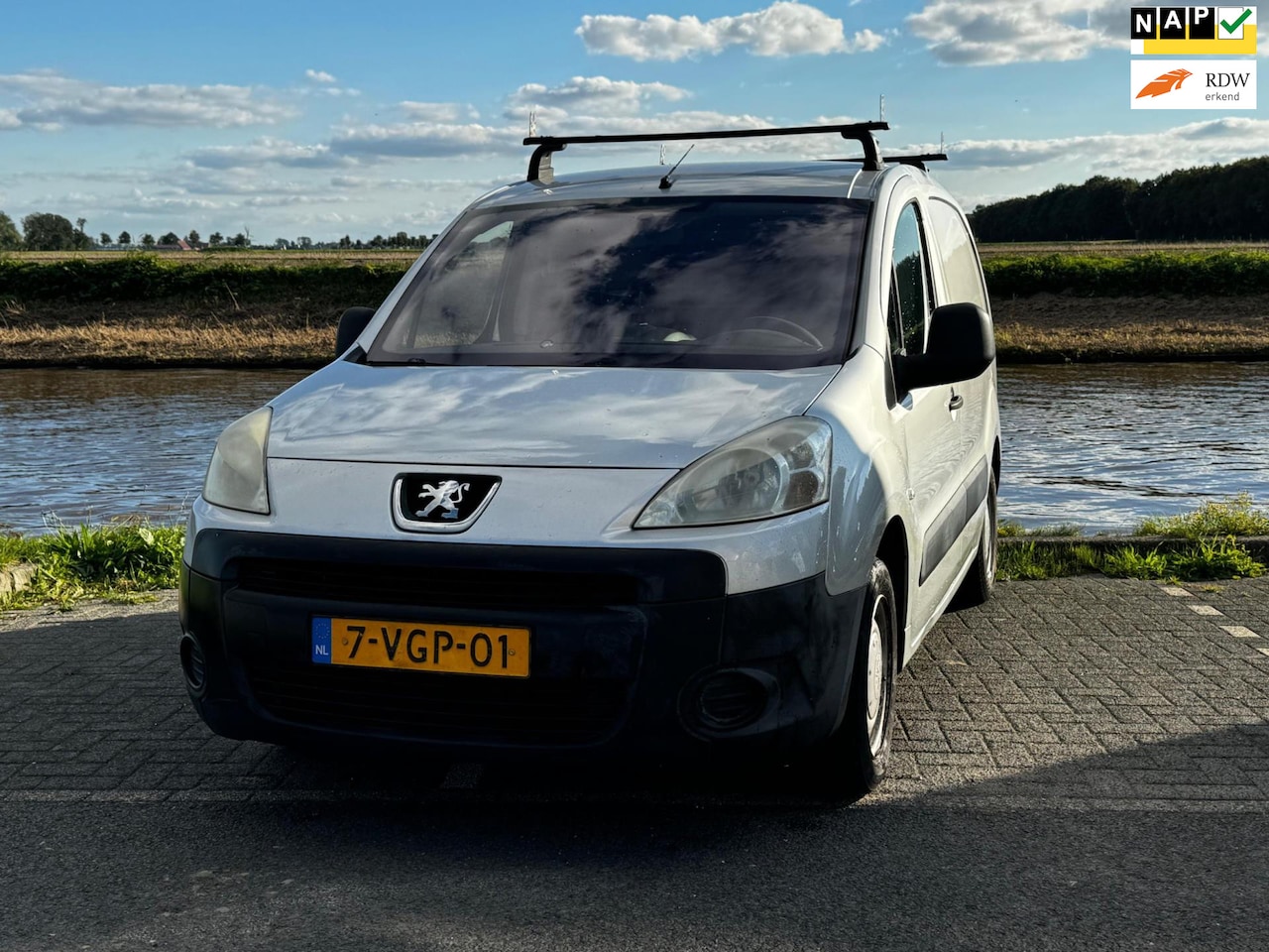 Peugeot Partner - 120 1.6 HDI L1 XR 120 1.6 HDI L1 XR - AutoWereld.nl