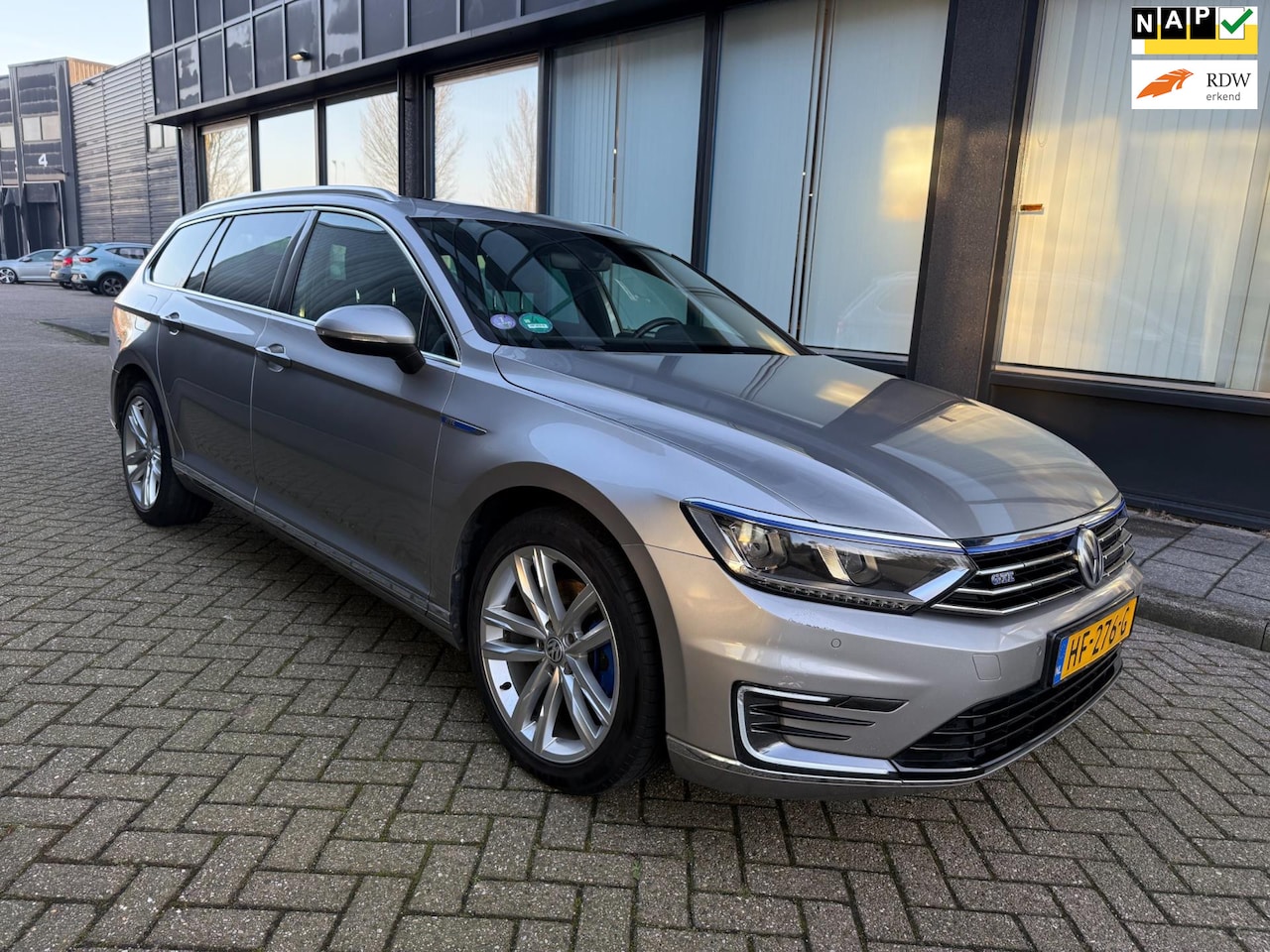 Volkswagen Passat Variant - 1.4 TSI GTE Highline 1.4 TSI GTE Highline - AutoWereld.nl