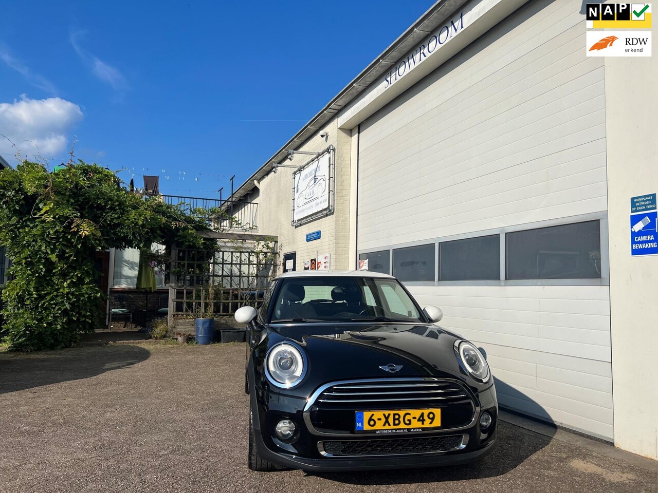 MINI Cooper - Mini 1.5 NAVIGATIE ZEER MOOIE AUTO AIRCO - AutoWereld.nl