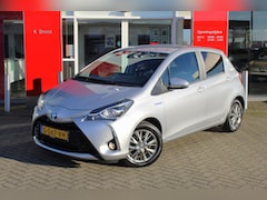 Toyota Yaris - 1.5 Hybrid Dynamic | Lage KM stand | Sensoren | Navi | Camera |