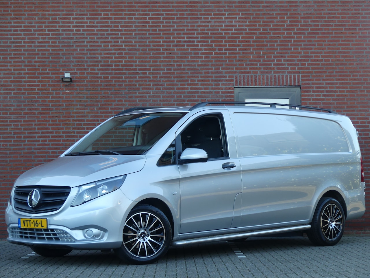 Mercedes-Benz Vito - 114 CDI Extra Lang Airco/Camera/Navigatie - AutoWereld.nl