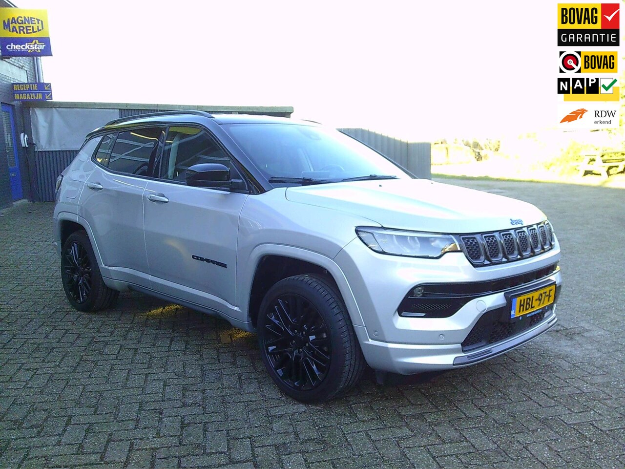 Jeep Compass - 4xe 240 Plug-in Hybrid Electric S / Rijklaarprijs - AutoWereld.nl