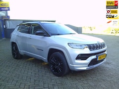 Jeep Compass - 4xe 240 Plug-in Hybrid Electric S / Rijklaarprijs