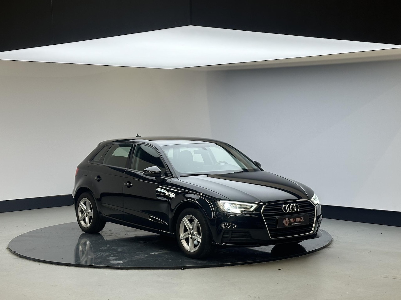 Audi A3 Sportback - 30 TFSI Pro Line | Automaat | NL Auto - AutoWereld.nl