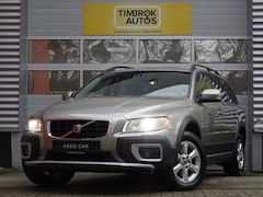 Volvo XC70 - 3.2 AWD 238pk Aut. *Xenon/Leer/Trekhaak/PDC/Keurige auto