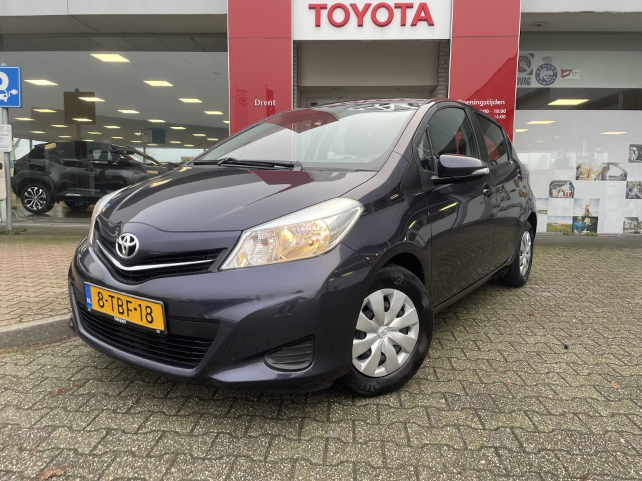 Toyota Yaris - 1.0 VVT-i Now | Radio | Airco | buitenspiegels elektrisch verste - AutoWereld.nl