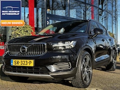 Volvo XC40 - 2.0 T4 Momentum AUTOMAAT | Navi | ECC | PDC + Camera | Afn. Trekhaak | LM Velgen