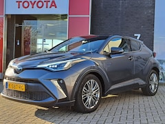 Toyota C-HR - 1.8 HYBRID EXECUTIVE APPLE/ANDROID NAVI JBL 18"LMV HALF-LEDER/STOELVERW. P-SENSOREN NL-AUT