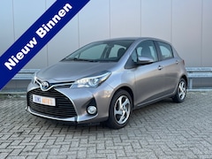 Toyota Yaris - 1.5 Hybrid Lease Camera / NAP / Dealer onderhouden