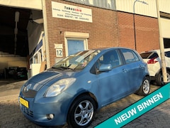 Toyota Yaris - 1.3 VVTi Sol JAAR APK & AIRCO 5DEURS