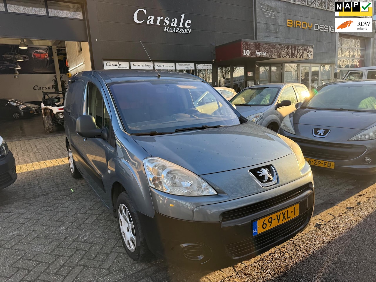 Peugeot Partner - 120 1.6 HDI L1 XT 120 1.6 HDI L1 XT - AutoWereld.nl