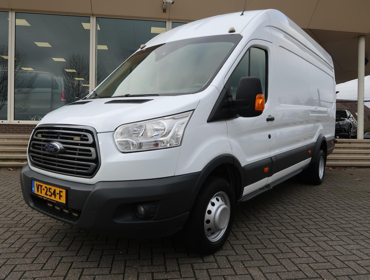 Ford Transit - 470 2.2 156 PK TDCI L4H3 DUBBEL LUCHT + TREKHAAK 3500 KG! | CAMERA | STOELVERW. - AutoWereld.nl