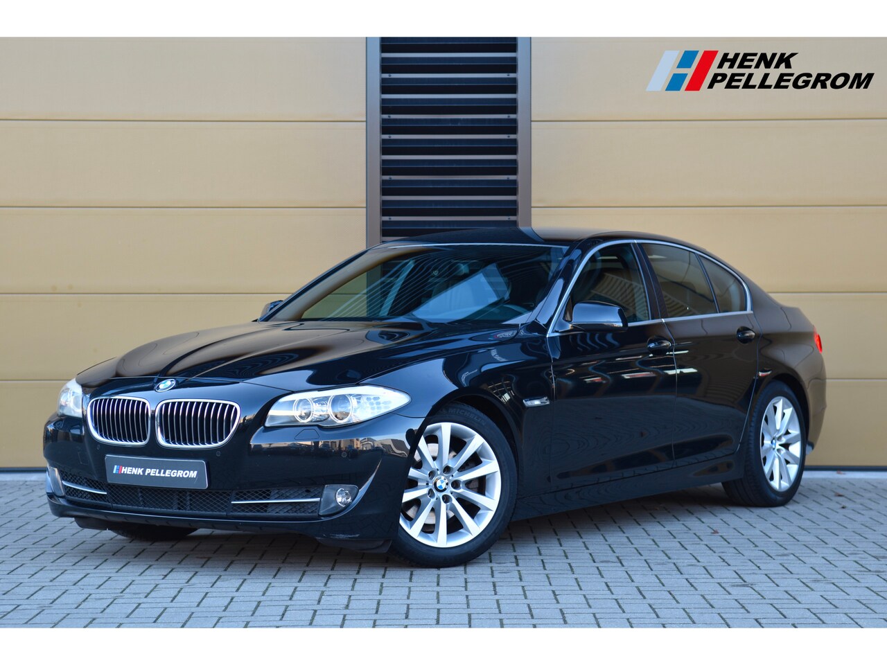 BMW 5-serie - 523i High Executive * Comfortstoelen * Leder  * Dealer onderhouden * Xenon * - AutoWereld.nl