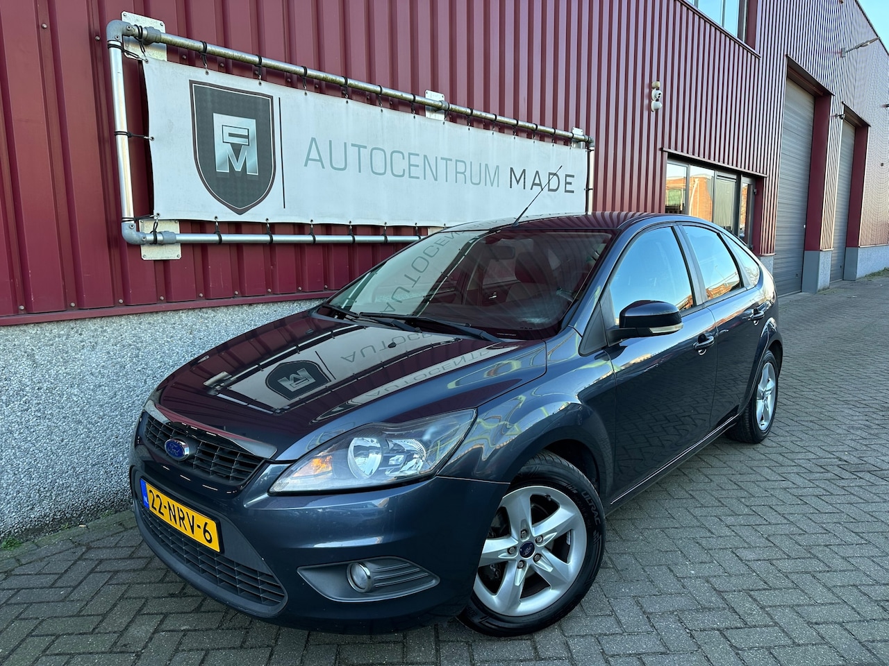 Ford Focus - 1.6 Comfort // Airco // Cruise control // Trekhaak - AutoWereld.nl