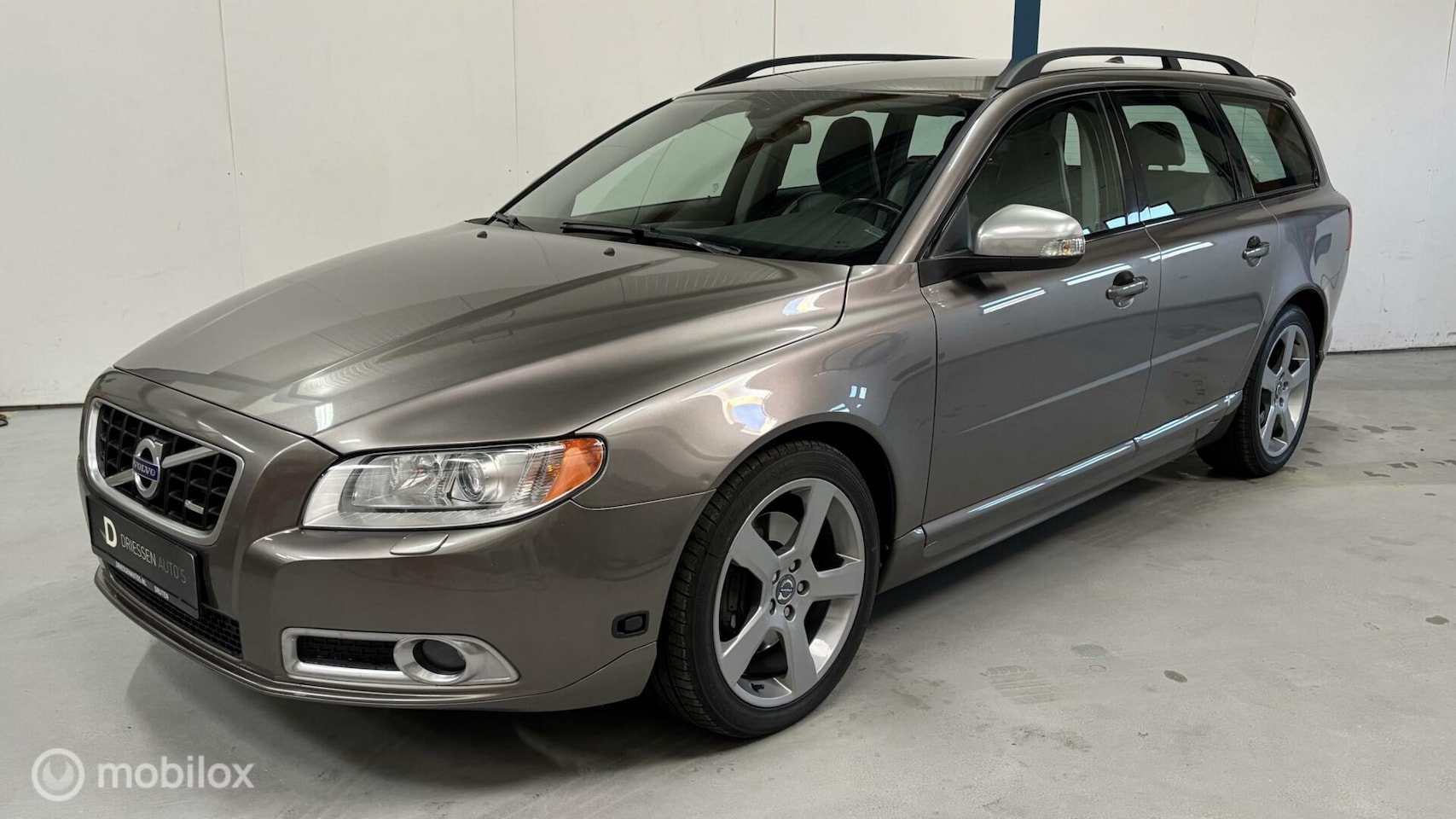 Volvo V70 - 2.5T R-Design AUTOMAAT - AutoWereld.nl