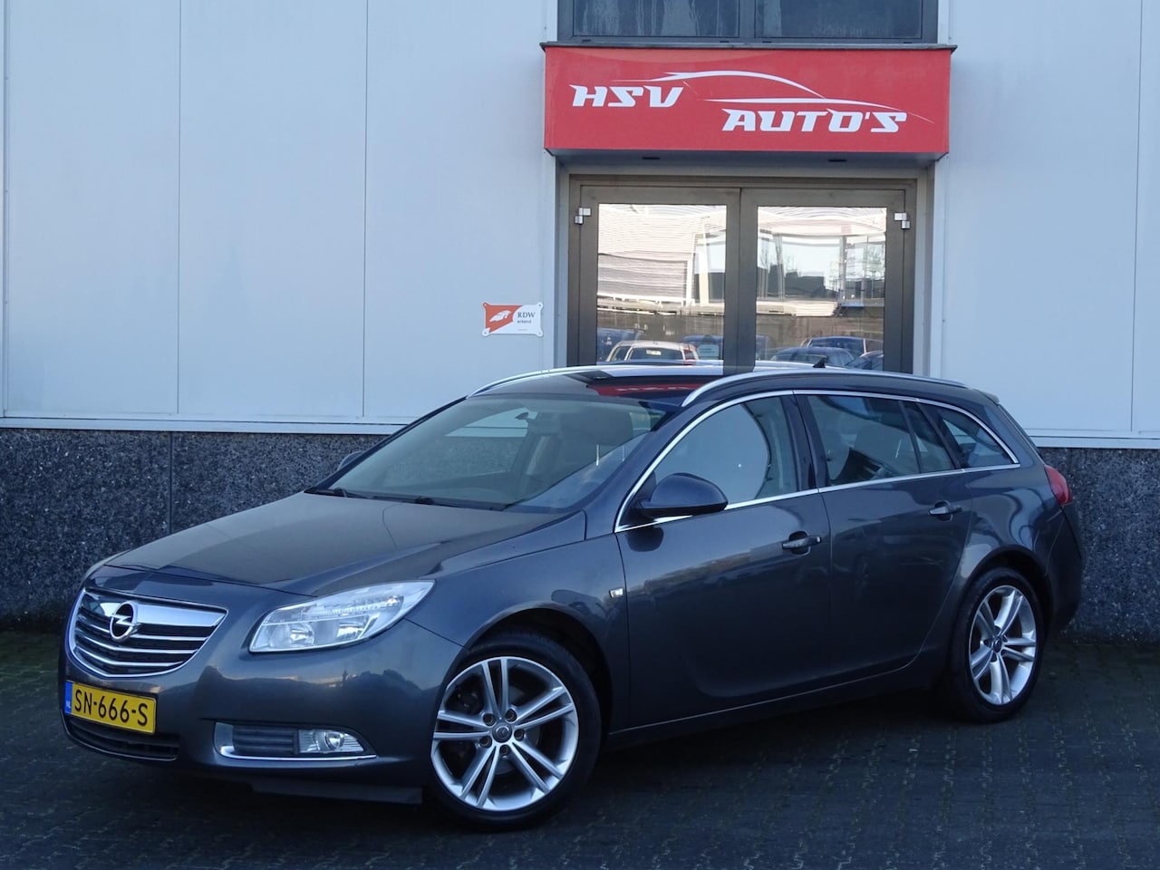 Opel Insignia Sports Tourer - 1.8 Edition navi LM airco cruise - AutoWereld.nl