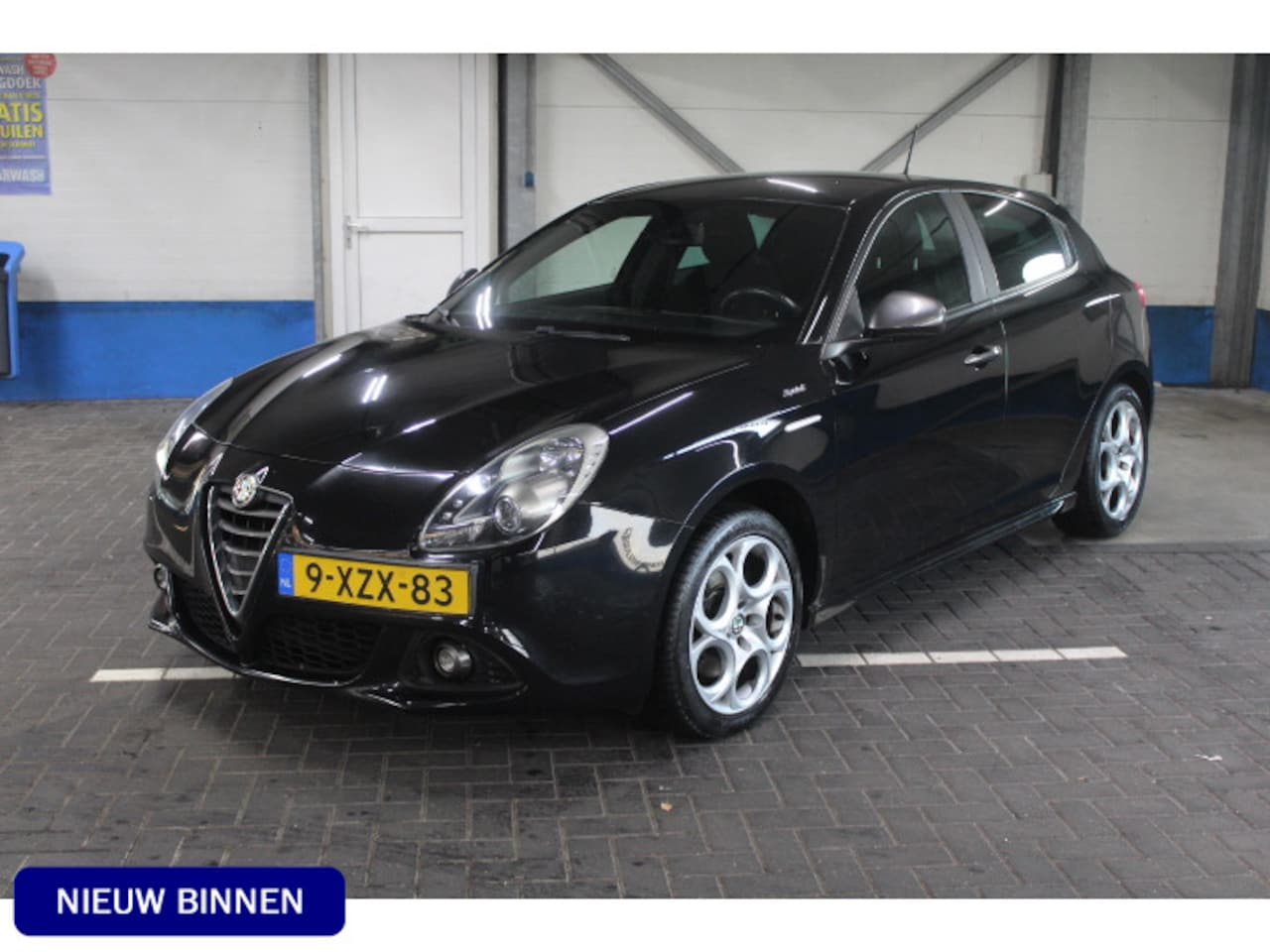 Alfa Romeo Giulietta - 1.4 Turbo Sprint Aut. 170 PK Navi Climate LMV 17' Pdc - AutoWereld.nl