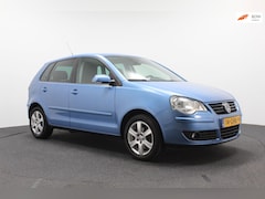 Volkswagen Polo - 1.4-16V Comfortline | Uniek | Automaat | NAP | Airco | Sportvelgen | 5-deurs