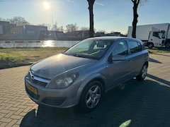 Opel Astra - 1.4 Edition Automaat