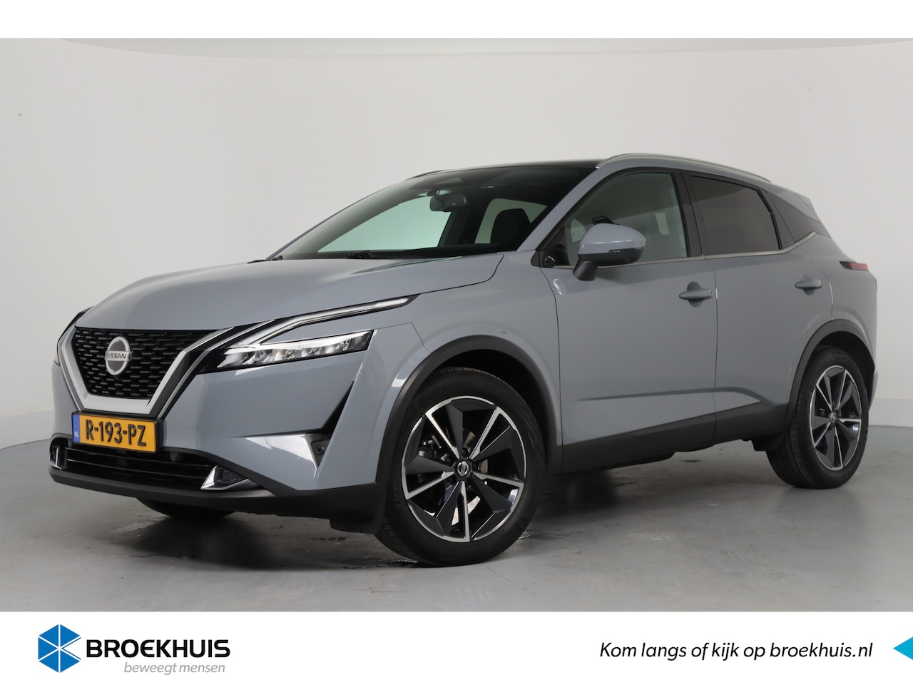 Nissan Qashqai - 1.3 MHEV Xtronic Business Executive | Dealer Onderhouden! | Trekhaak | Pano | Navi | 360 C - AutoWereld.nl