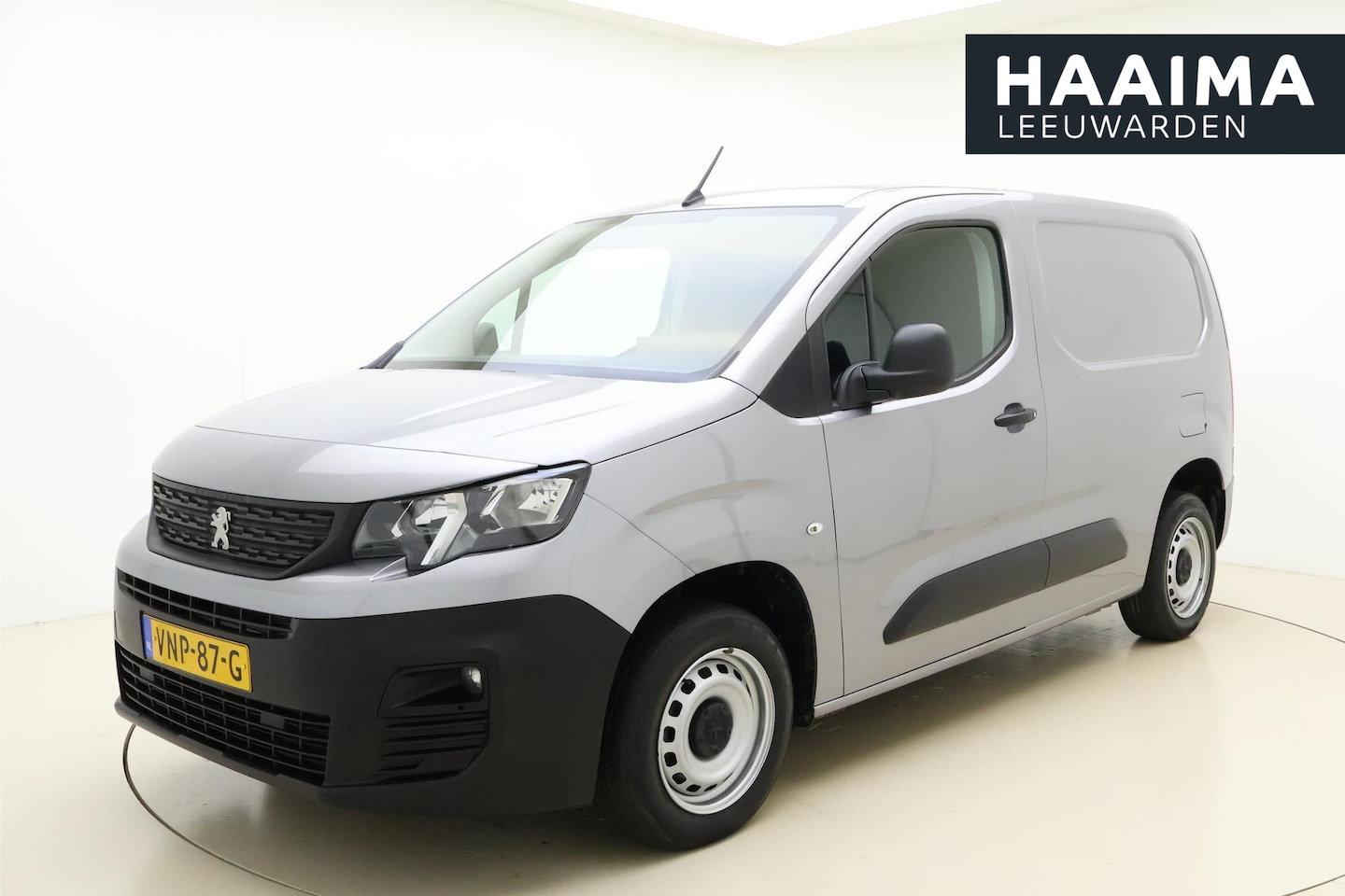 Peugeot Partner - 1.5 BlueHDI Premium 75 PK | Handgeschakeld | Trekhaak | Betimmering | Cruise Control | Air - AutoWereld.nl