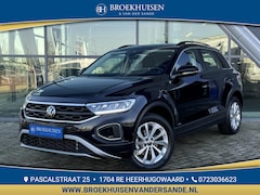 Volkswagen T-Roc - 1.5 TSI Life 150pk Automaat / Stoelverwarming / Apple Car Play