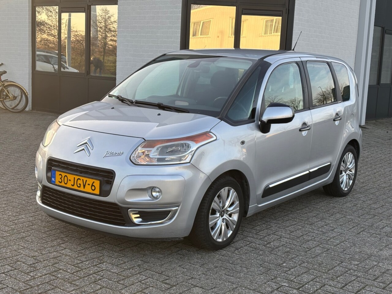 Citroën C3 Picasso - 1.4 VTi Exclusive Navi! Airco! 2009! - AutoWereld.nl