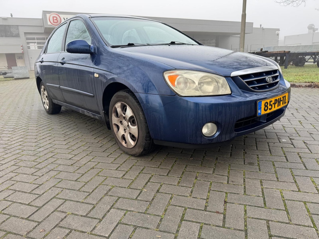 Kia Cerato - 2.0-16V EX 2.0-16V EX - AutoWereld.nl