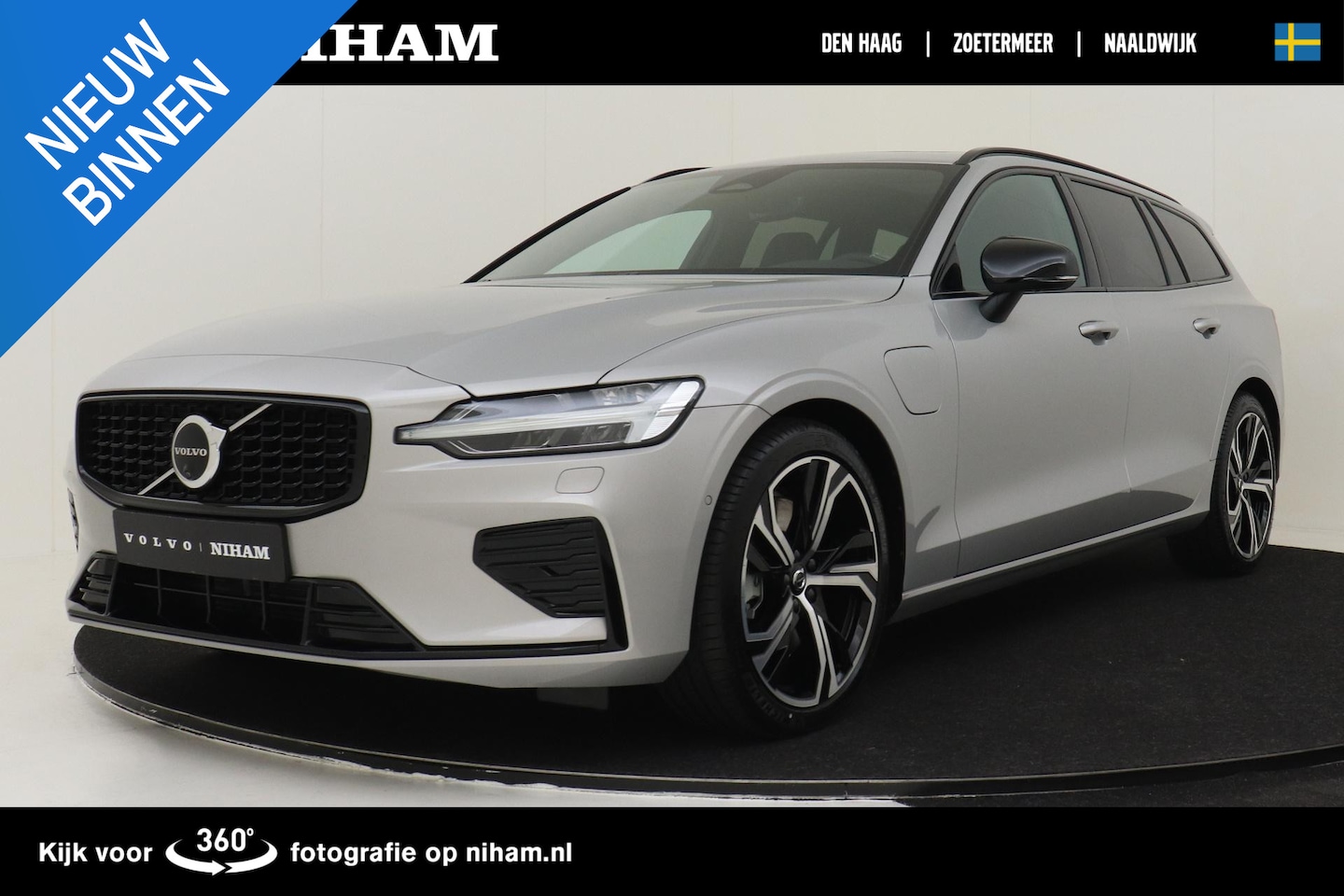 Volvo V60 - T6 RECHARGE AWD ULTRA DARK -PANO.DAK|HARMAN/KARDON|360°CAM|ELEK.STOELEN|19"|HEAD-UP DISP. - AutoWereld.nl